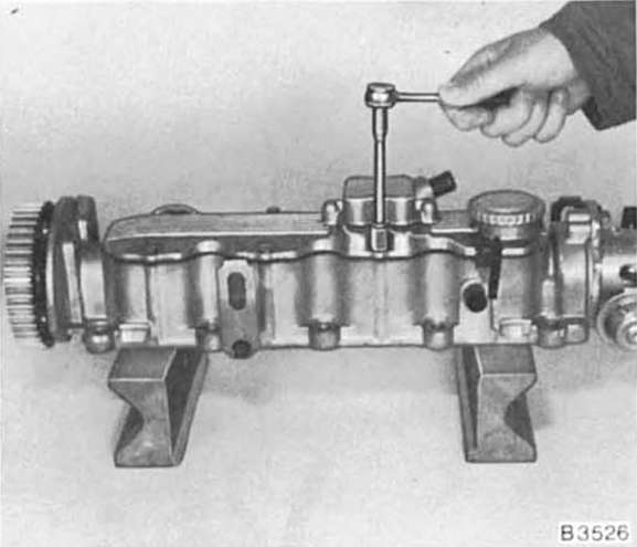 Nockenwellengehäuse ersetzen/ nockenwelle aus- und einbauen 