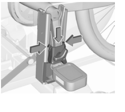 Fahrrad am heckträgersystem befestigen