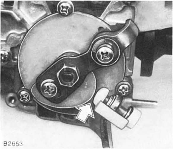 Gaszug anklemmen/einstellen