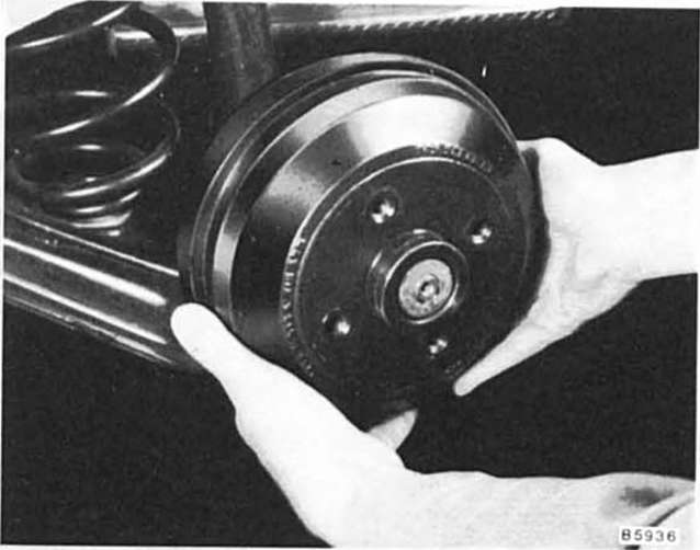 Bremstrommel aus-und einbauen