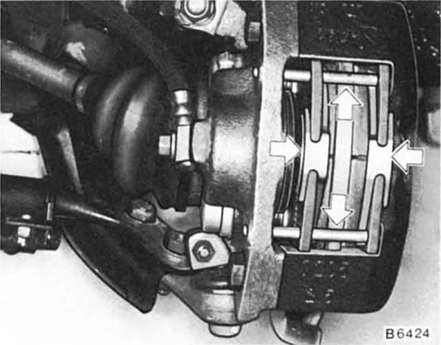 Bremssattel mit haltestiftbefestigung