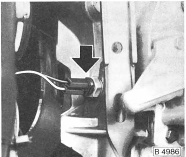 Rückfahrleuchtenschalter ersetzen